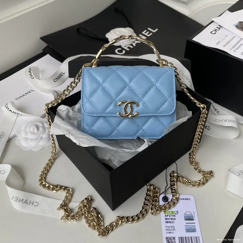 CHANELUTCH CHAIN WITH CHANEL 0602
